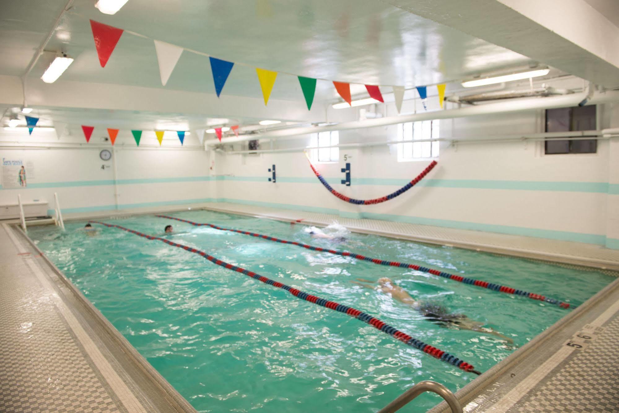 Greenpoint Ymca Brooklyn New York Exterior photo